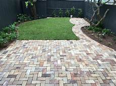Concrete Paving Pallets