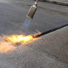 Driveway Seam Filler