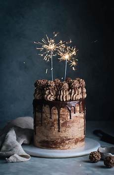Edible Cake Decoration