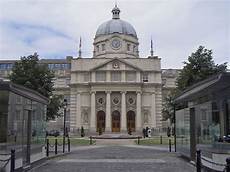 Government Buildings