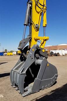 Heavy Construction Machine