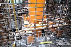 Hydraulic Concrete Placing Booms