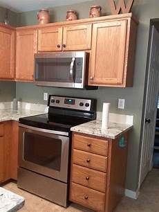 Kitchen Cabintes