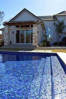 Kolorines Pool Tile