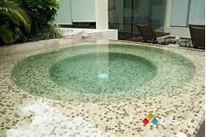 Kolorines Pool Tile