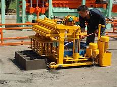 Mobile Concrete Block Machine