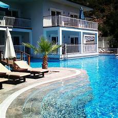 Mozaik Pool