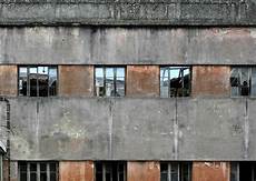 Seamless Building