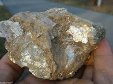 Shiny Gold Mineral Plaster
