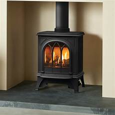 Walled Natural Gas Chimney Systems