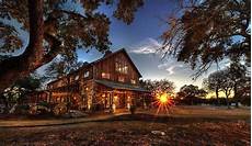 Wedding Saloon Construction